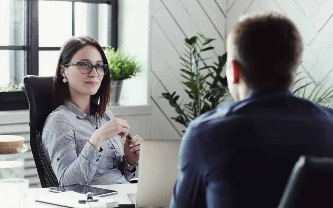 As 65 perguntas de entrevista de emprego realizadas na área de serviços de projetos.