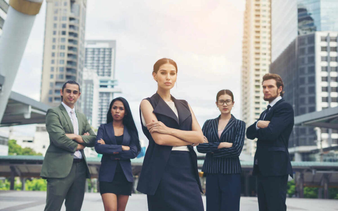Descubra os 10 principais estilos de liderança utilizados no mundo.